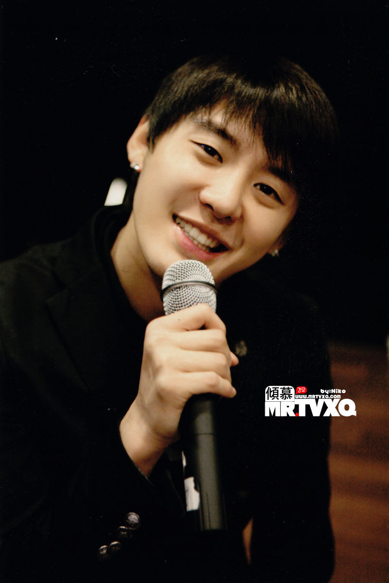 东方神起——金俊秀