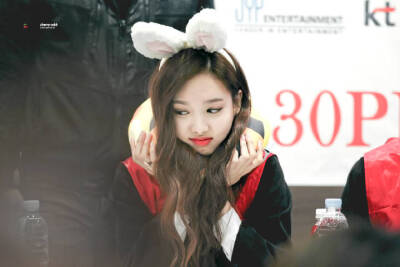 林娜琏NAYEON