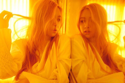 161028
D-4 blackpinkofficial 官方ins更新
#BLACKPINK SQUARETWO 불장난 PLAYINGWITHFIRE STAY D4 20161101 0AM NEWRELEASE YG ROSÉ