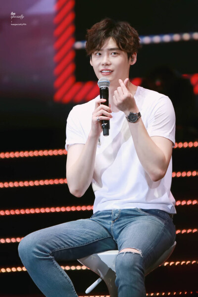  李钟硕 LeeJongSuk