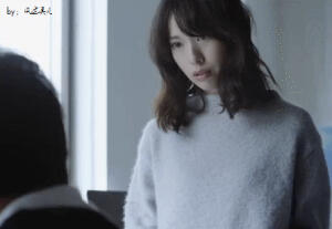 户田惠梨香 toda erika  暖梨 低眉浅笑 灰色毛衣