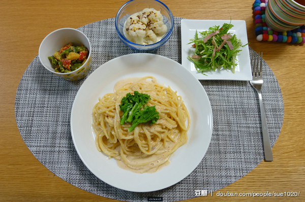 一人食 美食 午餐 三时三餐 美味 yammy 厨房 下厨房 晚餐 好吃 小吃 食物 饕餮 食谱 菜单 菜谱 摆盘 餐具 做菜 做饭