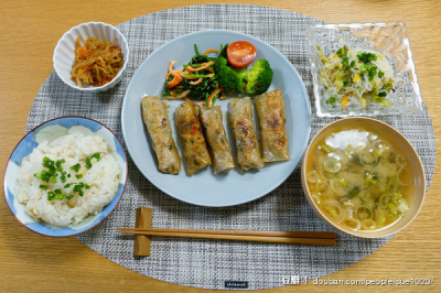 一人食 美食 午餐 三时三餐 美味 yammy 厨房 下厨房 晚餐 好吃 小吃 食物 饕餮 食谱 菜单 菜谱 摆盘 餐具 做菜 做饭