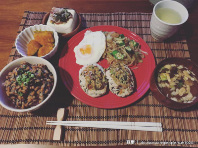 一人食 美食 午餐 三时三餐 美味 yammy 厨房 下厨房 晚餐 好吃 小吃 食物 饕餮 食谱 菜单 菜谱 摆盘 餐具 做菜 做饭