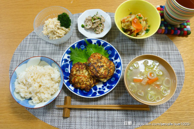 一人食 美食 午餐 三时三餐 美味 yammy 厨房 下厨房 晚餐 好吃 小吃 食物 饕餮 食谱 菜单 菜谱 摆盘 餐具 做菜 做饭