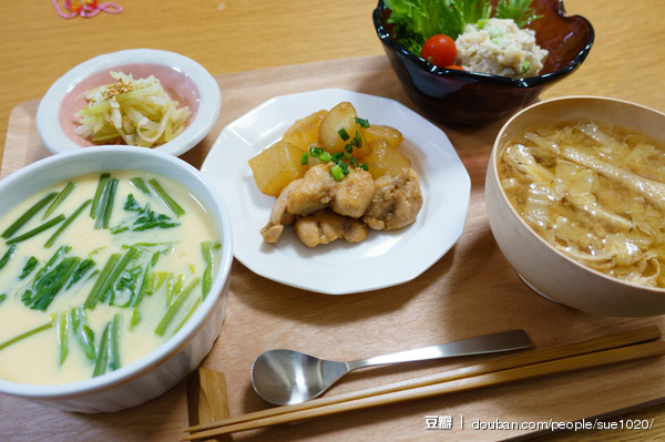 一人食 美食 午餐 三时三餐 美味 yammy 厨房 下厨房 晚餐 好吃 小吃 食物 饕餮 食谱 菜单 菜谱 摆盘 餐具 做菜 做饭