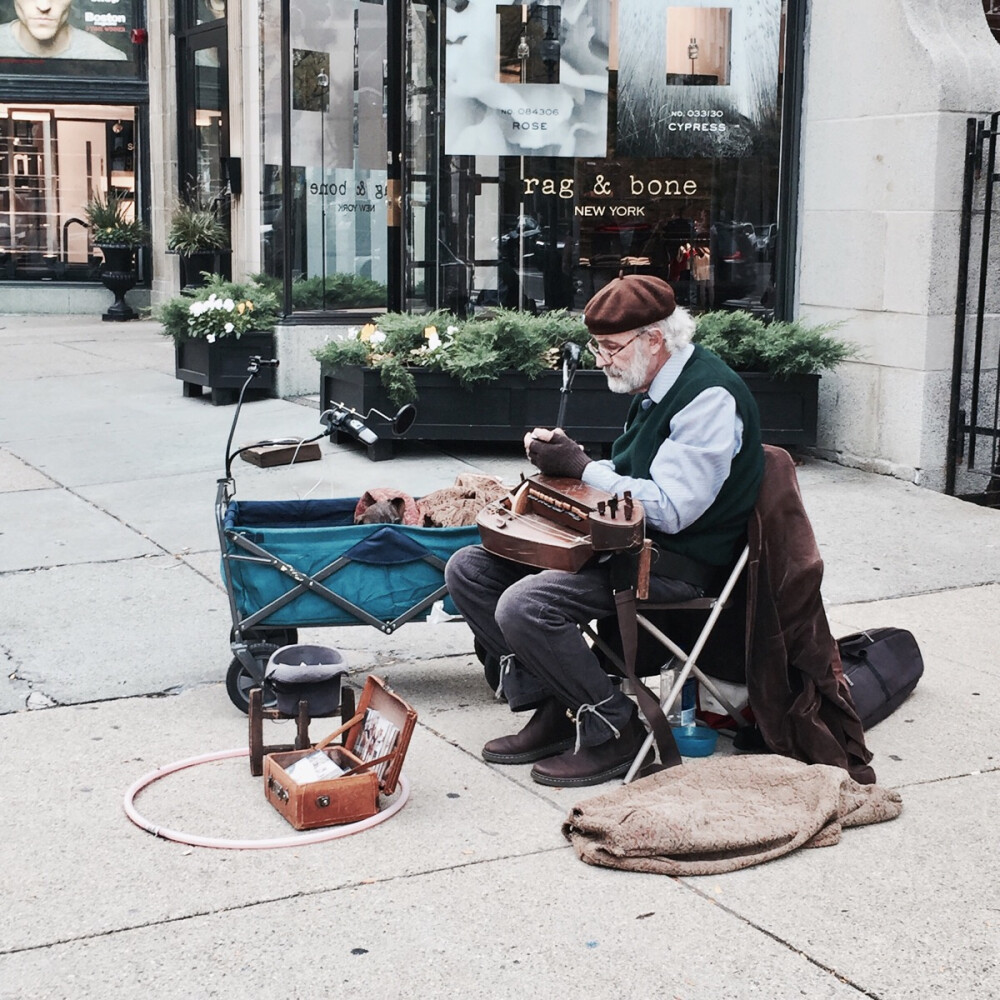 Have lots of to say, but I didn't. Elderly always bring me sadness. Newbury Street, Boston, Massachusetts.