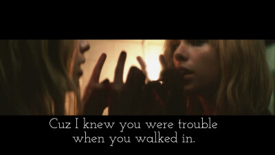 Taylor Swift mv自截 歌词 I knew you were trouble