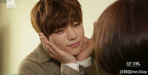 金明洙♡融化世界的微笑。