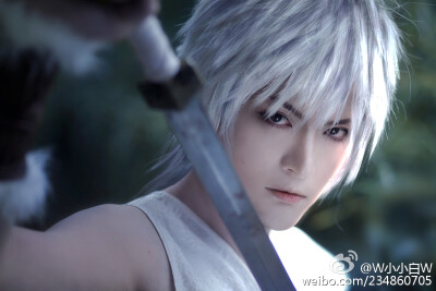 我的剑存在于虚空之中 #武庚纪# COS子羽：小小白 