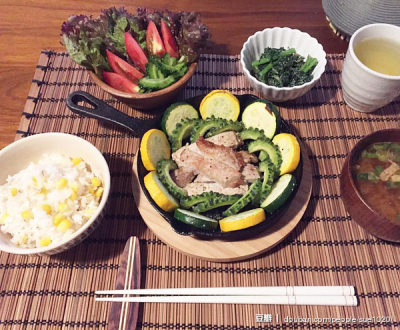 一人食 美食 午餐 三时三餐 美味 yammy 厨房 下厨房 晚餐 好吃 小吃 食物 饕餮 食谱 菜单 菜谱 摆盘 餐具 做菜 做饭