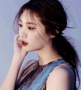 [禁二]金亚荣Yura，1992年11月6日出生于韩国蔚山广域市，韩国女歌手，女子组合Girls Day成员。