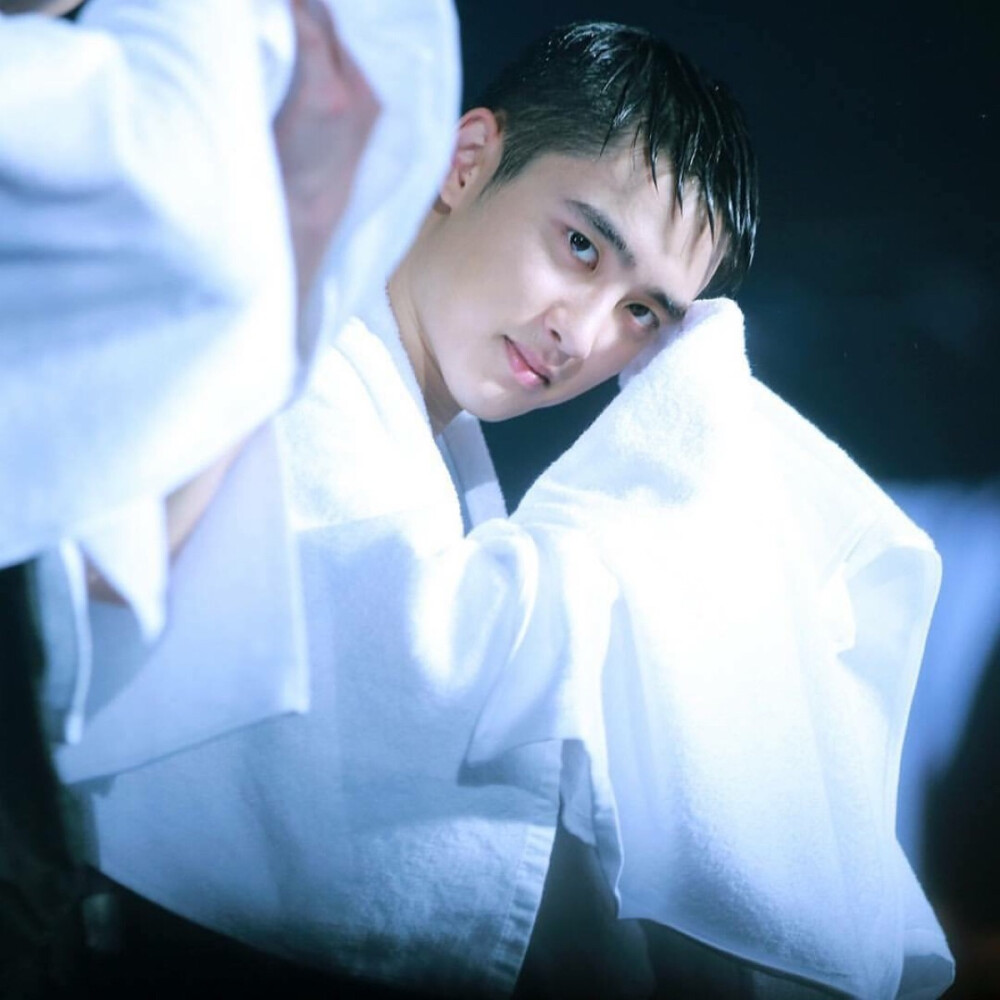 EXO 엑소 D.O. 디오 도경수 都暻秀 Doh Kyung Soo