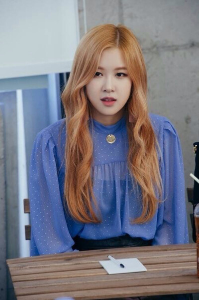 BlackPink：朴彩英（Rosé）