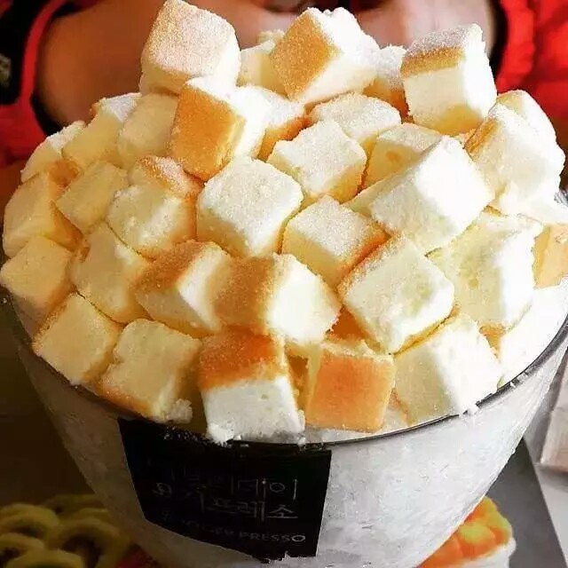 当芝士蛋糕遇上透心凉的冰沙 美食