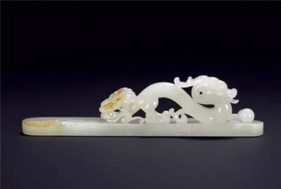 白玉雕龙形笔架