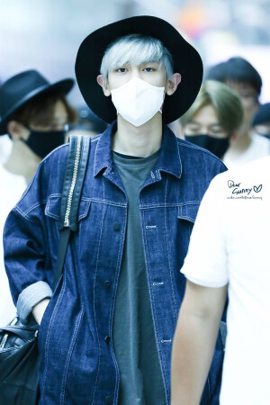 £logo ヾPark ChanYeol _박찬열.  