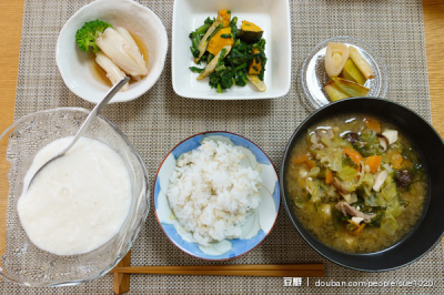 一人食 美食 午餐 三时三餐 美味 yammy 厨房 下厨房 晚餐 好吃 小吃 食物 饕餮 食谱 菜单 菜谱 摆盘 餐具 做菜 做饭