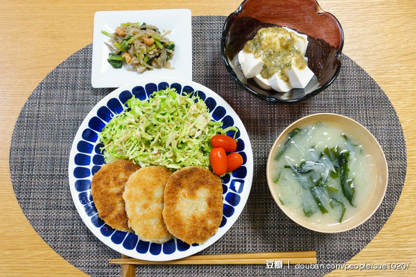 一人食 美食 午餐 三时三餐 美味 yammy 厨房 下厨房 晚餐 好吃 小吃 食物 饕餮 食谱 菜单 菜谱 摆盘 餐具 做菜 做饭