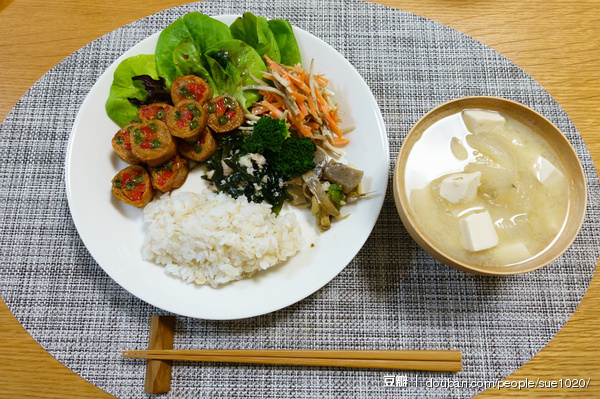 一人食 美食 午餐 三时三餐 美味 yammy 厨房 下厨房 晚餐 好吃 小吃 食物 饕餮 食谱 菜单 菜谱 摆盘 餐具 做菜 做饭