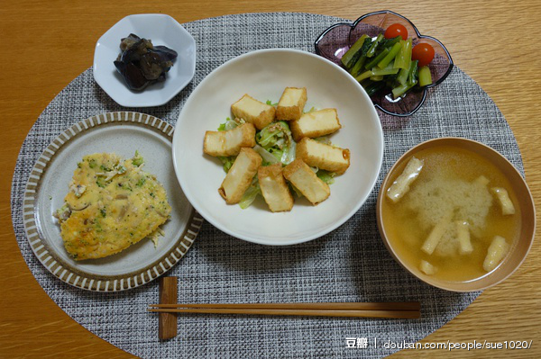 一人食 美食 午餐 三时三餐 美味 yammy 厨房 下厨房 晚餐 好吃 小吃 食物 饕餮 食谱 菜单 菜谱 摆盘 餐具 做菜 做饭