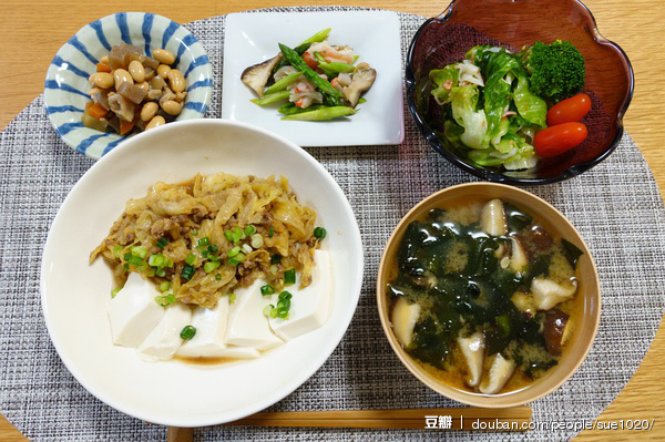 一人食 美食 午餐 三时三餐 美味 yammy 厨房 下厨房 晚餐 好吃 小吃 食物 饕餮 食谱 菜单 菜谱 摆盘 餐具 做菜 做饭