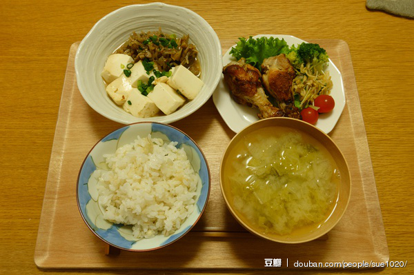 一人食 美食 午餐 三时三餐 美味 yammy 厨房 下厨房 晚餐 好吃 小吃 食物 饕餮 食谱 菜单 菜谱 摆盘 餐具 做菜 做饭