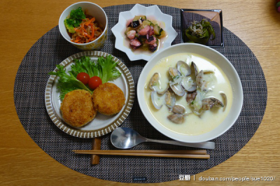 一人食 美食 午餐 三时三餐 美味 yammy 厨房 下厨房 晚餐 好吃 小吃 食物 饕餮 食谱 菜单 菜谱 摆盘 餐具 做菜 做饭