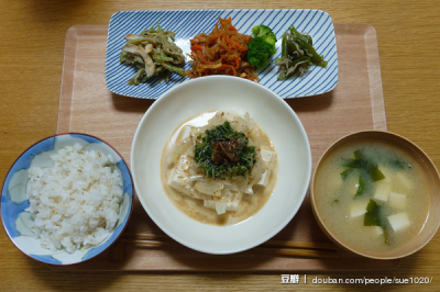 一人食 美食 午餐 三时三餐 美味 yammy 厨房 下厨房 晚餐 好吃 小吃 食物 饕餮 食谱 菜单 菜谱 摆盘 餐具 做菜 做饭