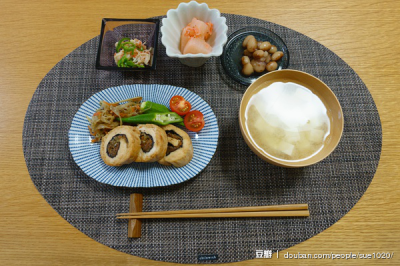 一人食 美食 午餐 三时三餐 美味 yammy 厨房 下厨房 晚餐 好吃 小吃 食物 饕餮 食谱 菜单 菜谱 摆盘 餐具 做菜 做饭