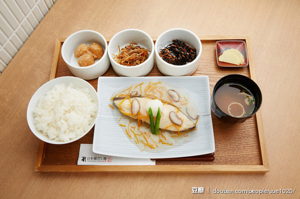 一人食 美食 午餐 三时三餐 美味 yammy 厨房 下厨房 晚餐 好吃 小吃 食物 饕餮 食谱 菜单 菜谱 摆盘 餐具 做菜 做饭