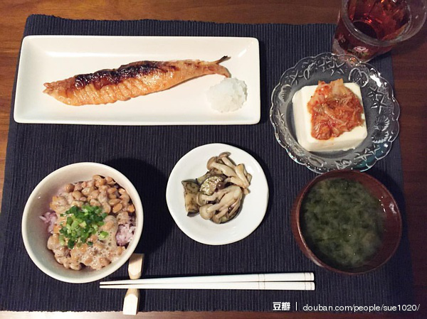 一人食 美食 午餐 三时三餐 美味 yammy 厨房 下厨房 晚餐 好吃 小吃 食物 饕餮 食谱 菜单 菜谱 摆盘 餐具 做菜 做饭