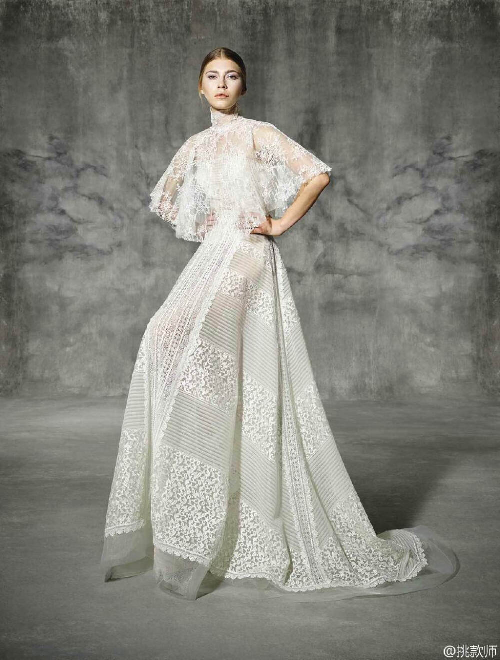 Yolan Cris Bridal Collection 2016｜静谧柔美，宫廷感的复古嫁衣[心]