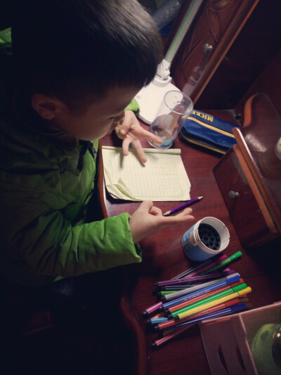 My nephew.... doing his homework...
Nov. 8th, 2016