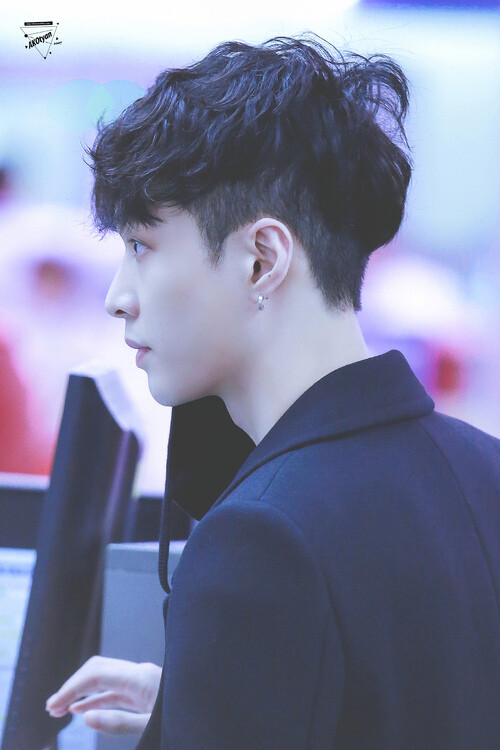 张艺兴.EXO.LAY