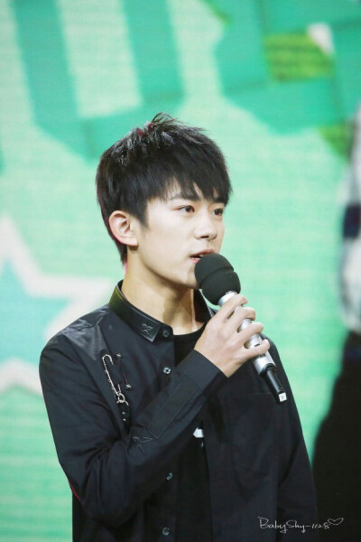 #易烊千玺 #TFBOYS 1108王源十六岁生日会 高清 帅气