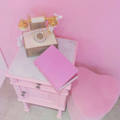 pink pink(>^ω^<)