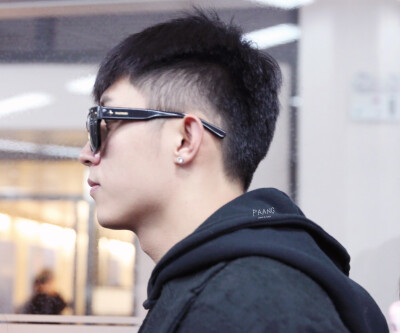 20161111黄景瑜上海飞首尔