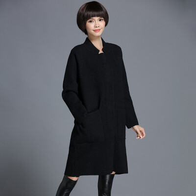 黑色宽背后字母 220￥