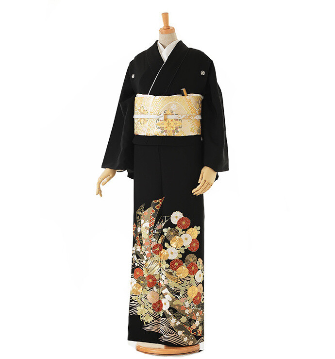 総刺繍黒留袖