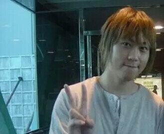 剪刀手信