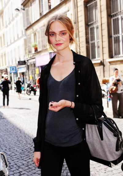 Nimue Smit