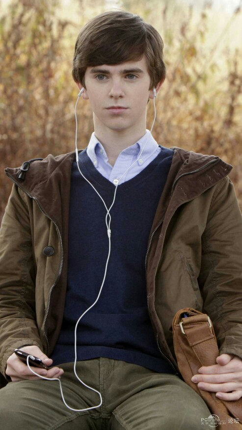 freddie highmore