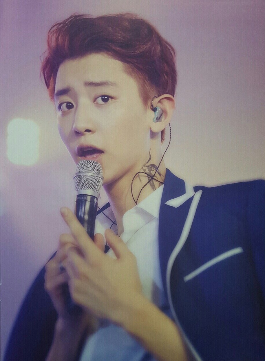 EXO#伯贤#边伯贤高清壁纸#灿烈#朴灿烈#高清壁纸#灿白#CHEN#LAY#张艺兴#KAI SOHO#世勋#吴世勋壁纸#D.O#XIUMIN#秀敏#壁纸#偶像#美男#妖孽美男#