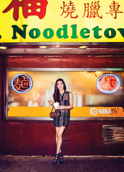 《Cosmopolitan》杂志美国版2016年12月号