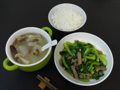 火鴨冬瓜湯，牛肉炒菜心，米飯，33