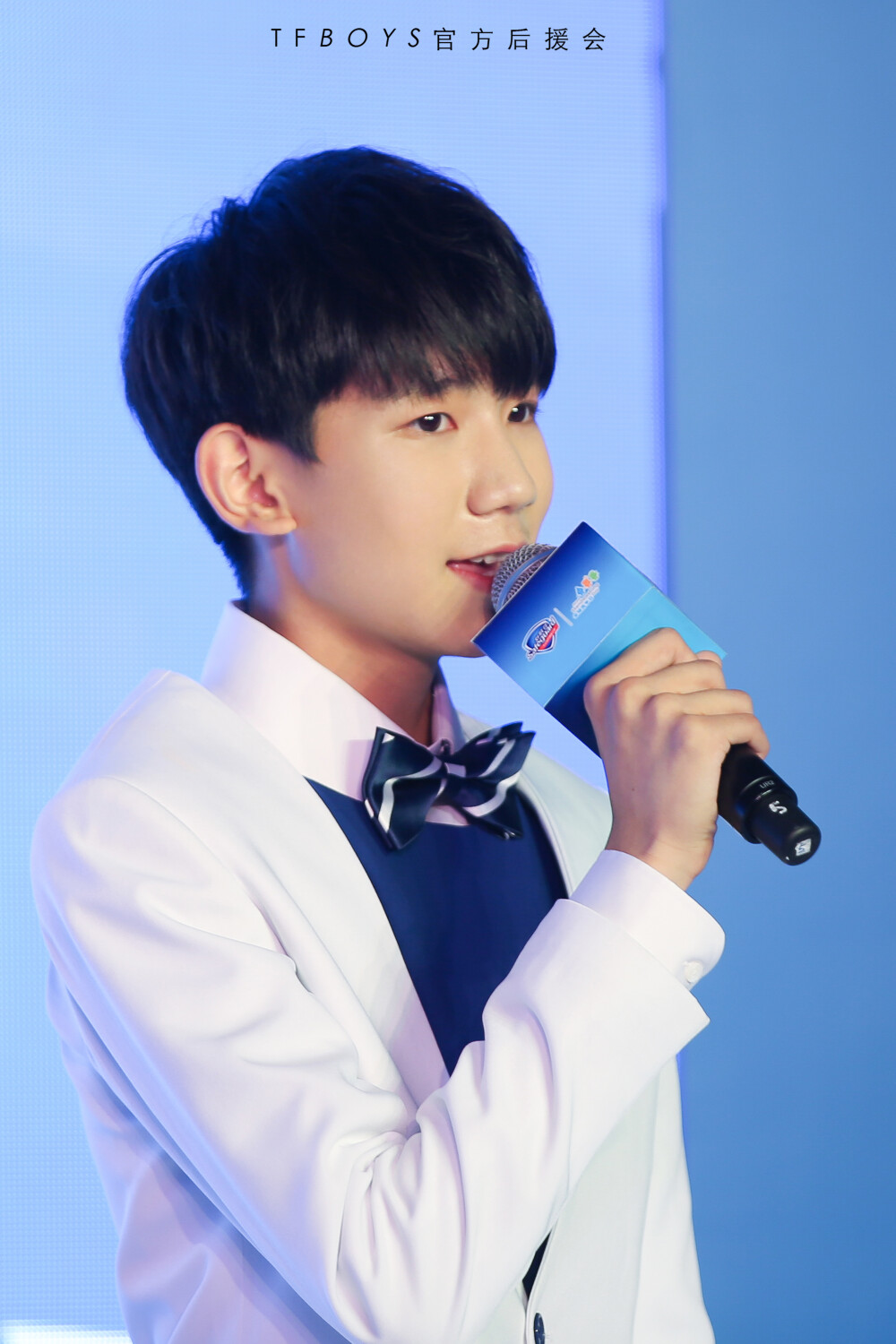 王源
舒肤佳发布会
TFBOYS