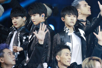 双十一晚会
TFBOYS