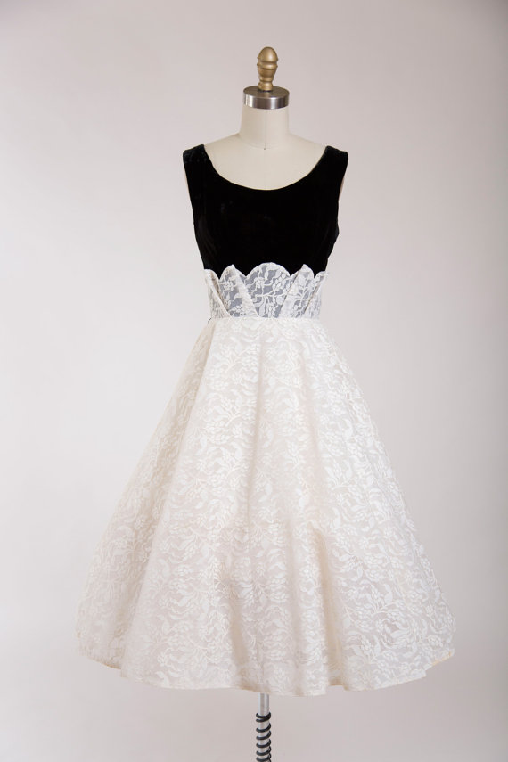 1950s 绝美黑白拼接蕾丝无袖修身大摆连衣裙