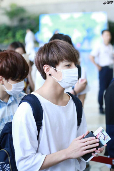 防弹少年团 BTS 黄金忙内 田柾国 果果